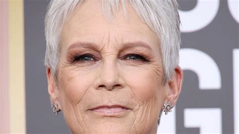 jamie lee curtis breasts|Jamie Lee Curtis Posts Throwback Topless Pool Pic at 50:。